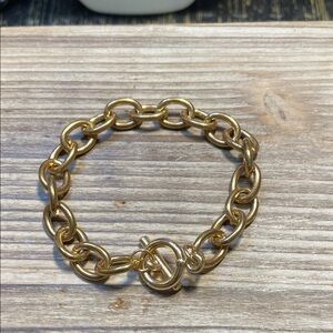 Elegant Gold Chain Bracelet